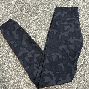 Paragon Sculptseam Zion NWOT Small